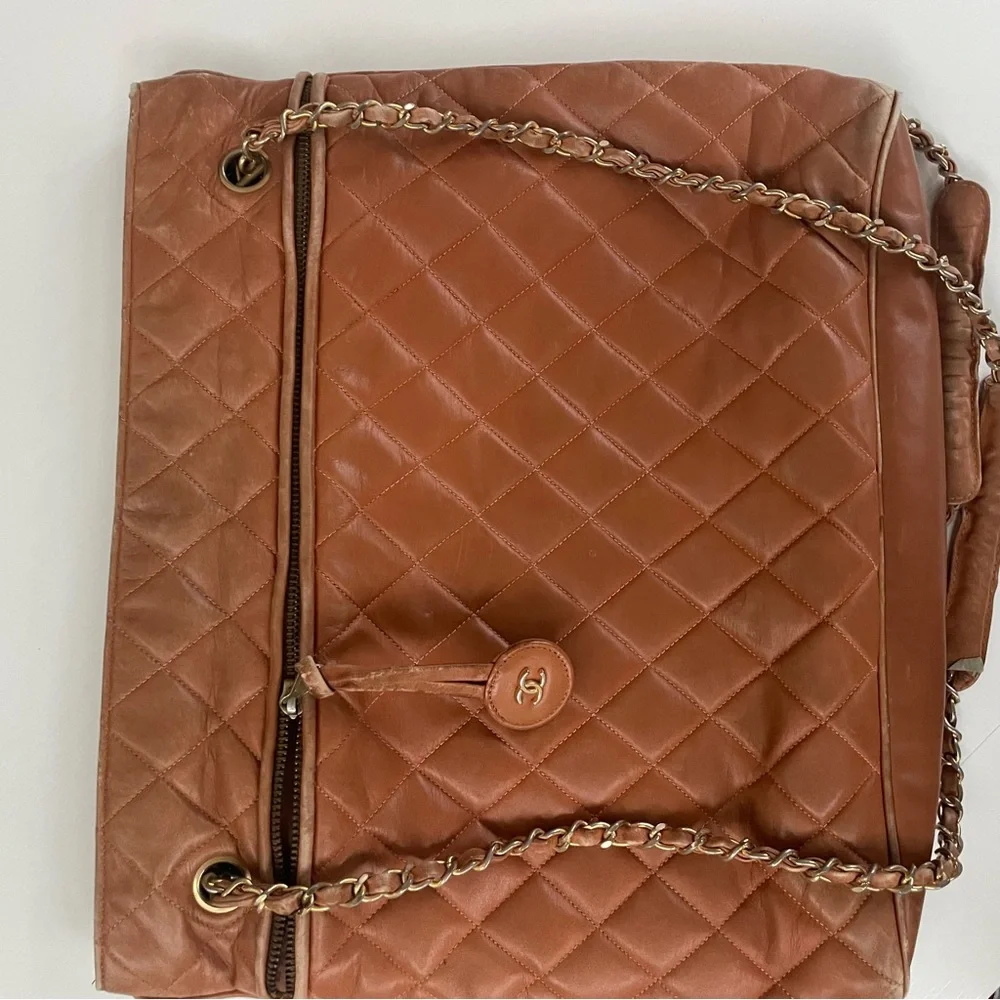 Vintage Chanel brown leather quilted tote bag - Picture 11 of 11